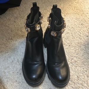 Women’s boots